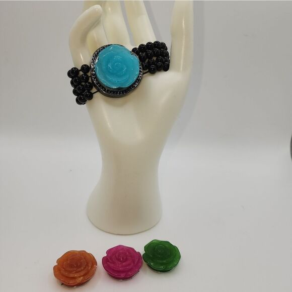 HSN Carved Jade Rose 4-in-1 Bracelet Stretch Onyx Bead Band Magnetic Flower NWOT - Picture 4 of 7